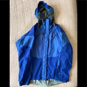 Blue Marmot women’s ski shell, size Large